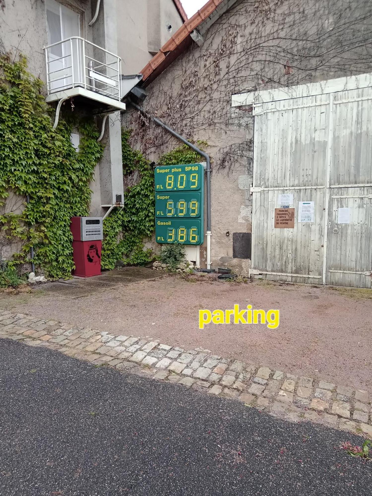 Chambres D Hotes Le Labyrinthe Du Peintre Bransat Exteriör bild